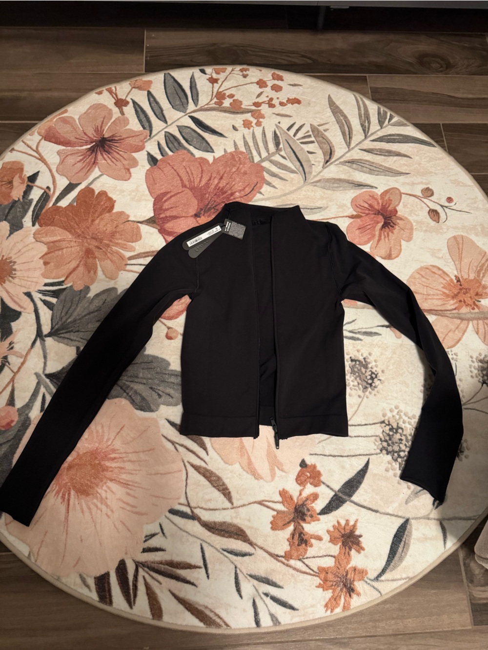 Skims Nike Vintage Seamless Jacket Obsedian